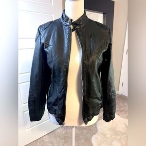 Arizona Faux Leather Black Motorcycle Jacket, size Medium Juniors